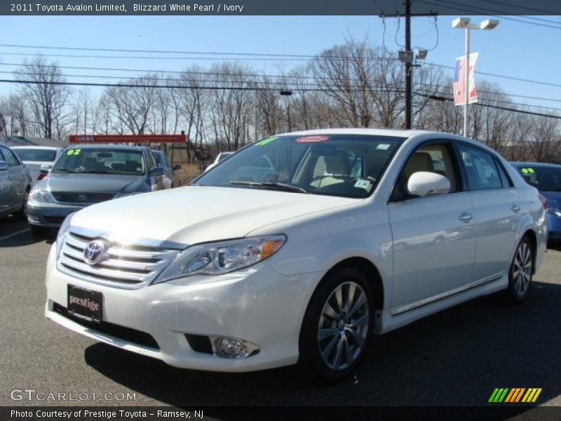 Blizzard White Pearl / Ivory 2011 Toyota Avalon Limited