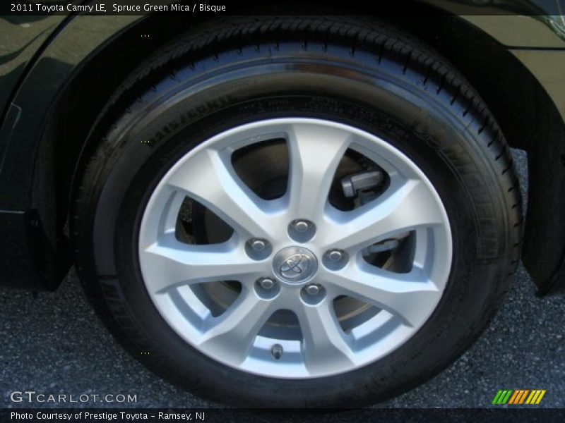 Spruce Green Mica / Bisque 2011 Toyota Camry LE