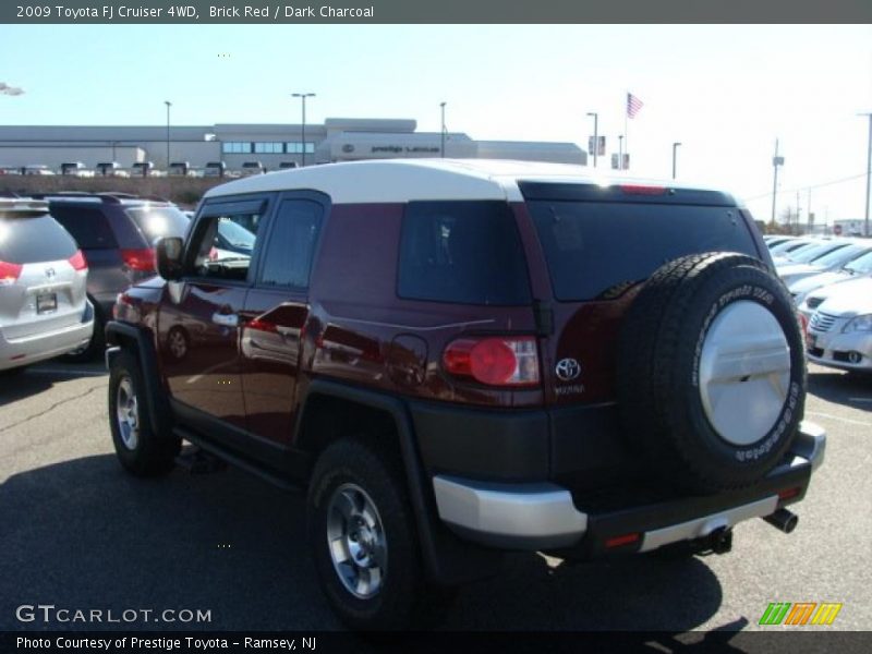 Brick Red / Dark Charcoal 2009 Toyota FJ Cruiser 4WD