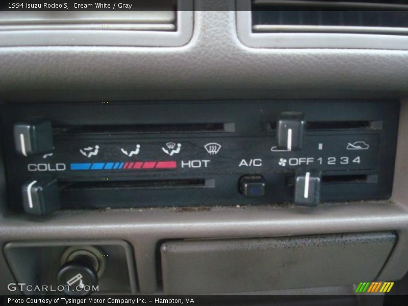 Cream White / Gray 1994 Isuzu Rodeo S