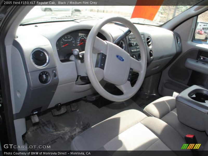 Black / Medium Flint Grey 2005 Ford F150 XLT Regular Cab