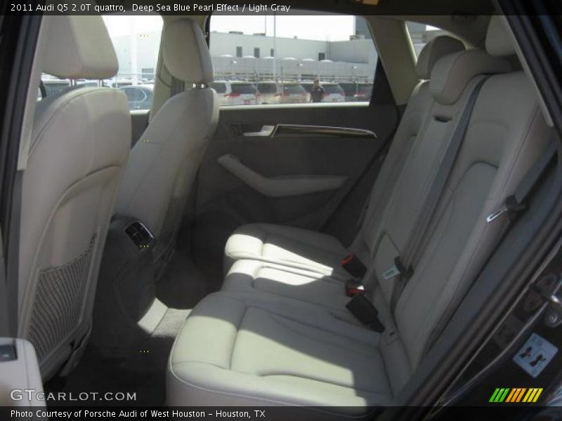 Deep Sea Blue Pearl Effect / Light Gray 2011 Audi Q5 2.0T quattro