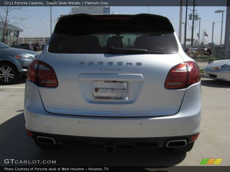 Classic Silver Metallic / Platinum Grey 2011 Porsche Cayenne