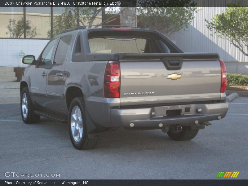 Graystone Metallic / Ebony 2007 Chevrolet Avalanche LTZ 4WD