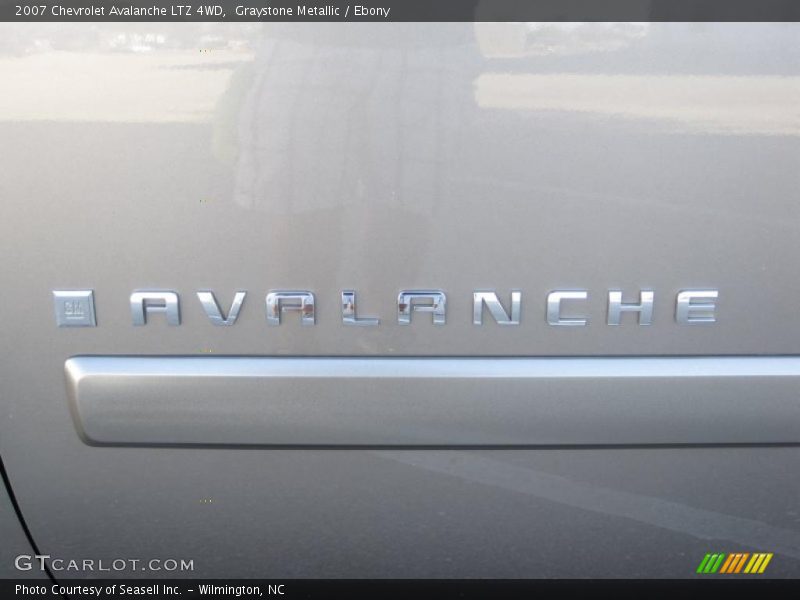 Graystone Metallic / Ebony 2007 Chevrolet Avalanche LTZ 4WD