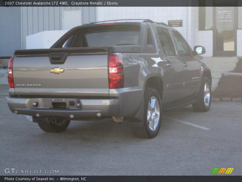 Graystone Metallic / Ebony 2007 Chevrolet Avalanche LTZ 4WD