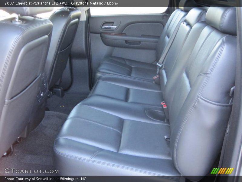 Graystone Metallic / Ebony 2007 Chevrolet Avalanche LTZ 4WD