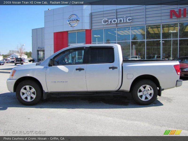 Radiant Silver / Charcoal 2009 Nissan Titan XE Crew Cab