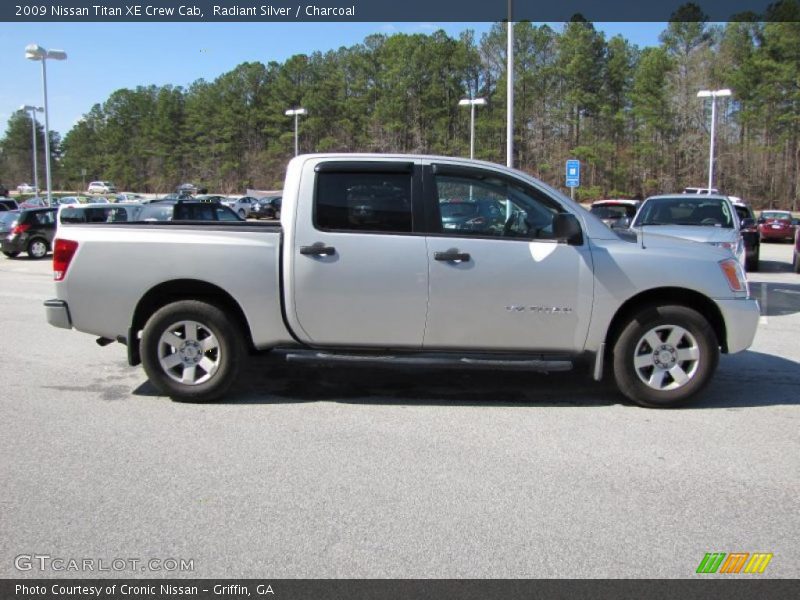 Radiant Silver / Charcoal 2009 Nissan Titan XE Crew Cab