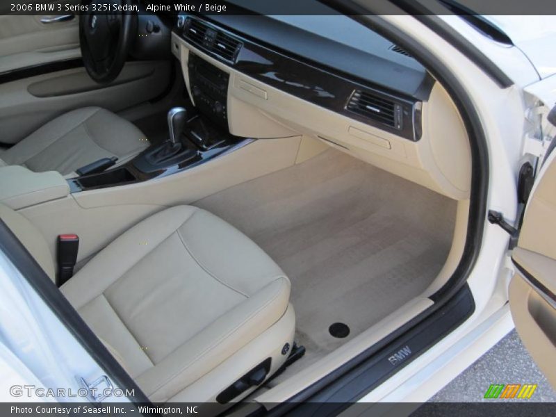 Alpine White / Beige 2006 BMW 3 Series 325i Sedan