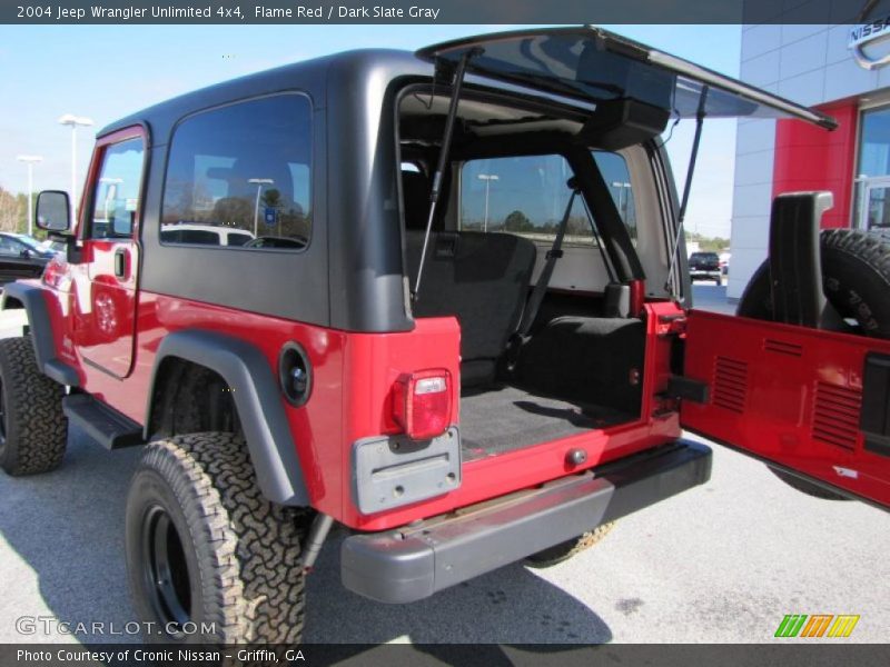 Flame Red / Dark Slate Gray 2004 Jeep Wrangler Unlimited 4x4