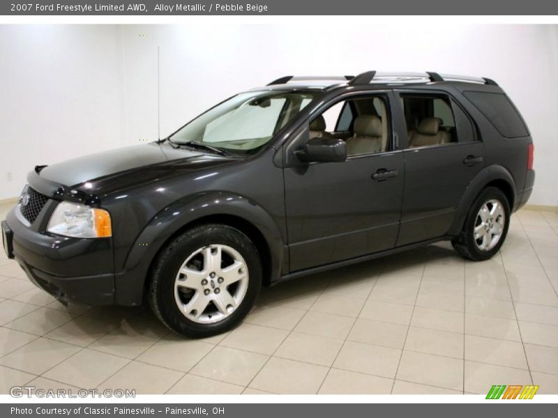 Alloy Metallic / Pebble Beige 2007 Ford Freestyle Limited AWD