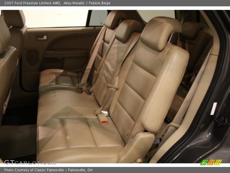 Alloy Metallic / Pebble Beige 2007 Ford Freestyle Limited AWD