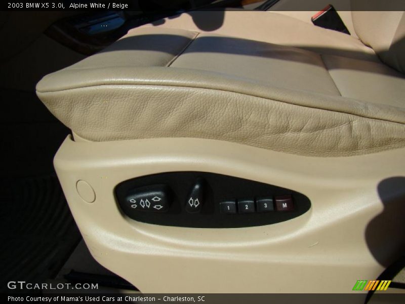 Alpine White / Beige 2003 BMW X5 3.0i