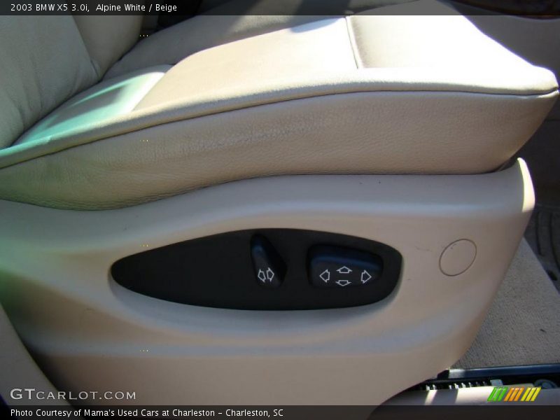 Alpine White / Beige 2003 BMW X5 3.0i