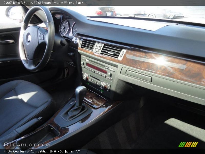 Alpine White / Black 2007 BMW 3 Series 328i Sedan