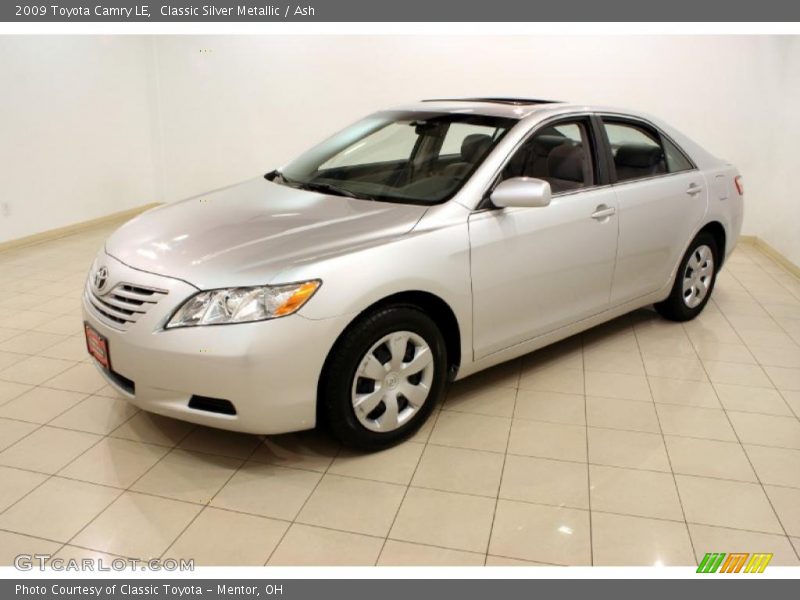 Classic Silver Metallic / Ash 2009 Toyota Camry LE