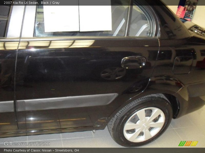 Black / Gray 2007 Kia Rio LX Sedan