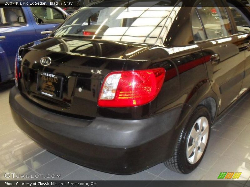 Black / Gray 2007 Kia Rio LX Sedan