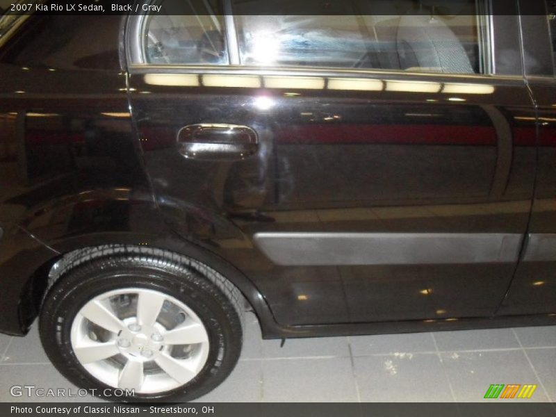 Black / Gray 2007 Kia Rio LX Sedan