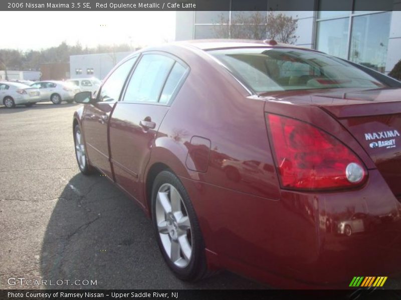 Red Opulence Metallic / Cafe Latte 2006 Nissan Maxima 3.5 SE
