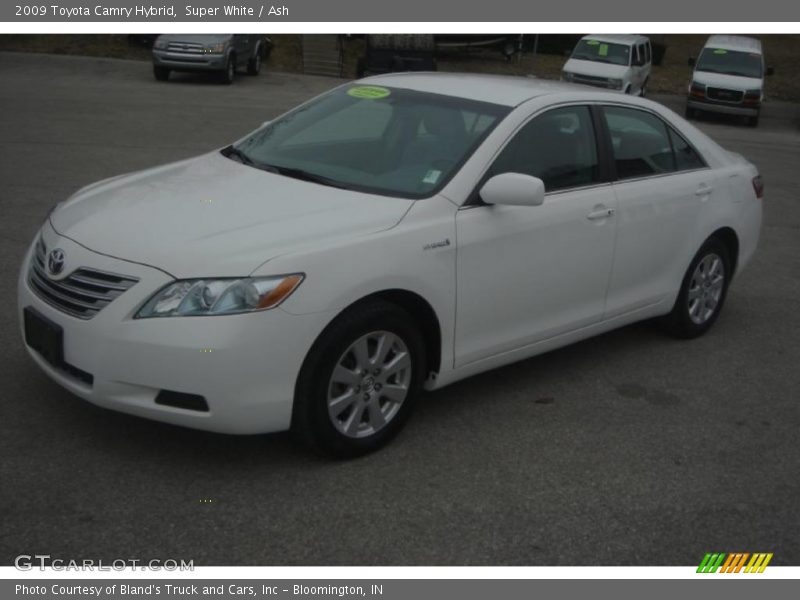 Super White / Ash 2009 Toyota Camry Hybrid