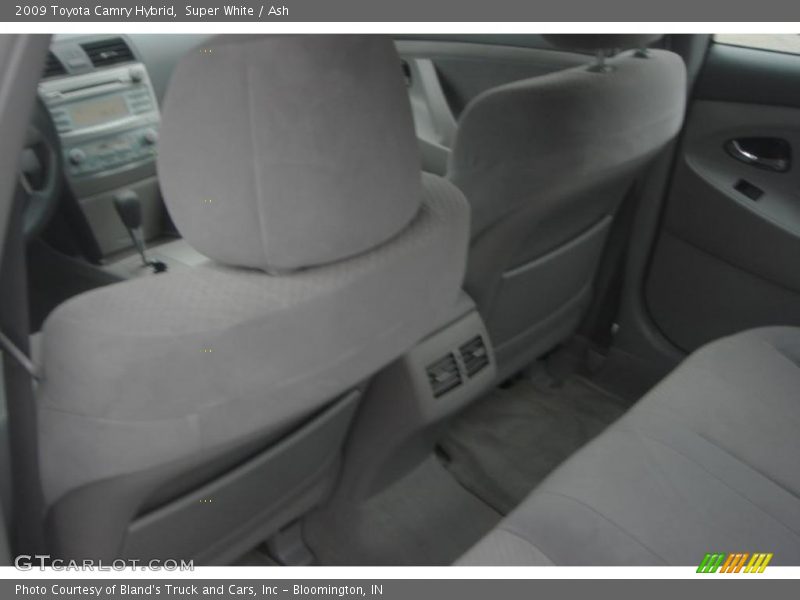Super White / Ash 2009 Toyota Camry Hybrid