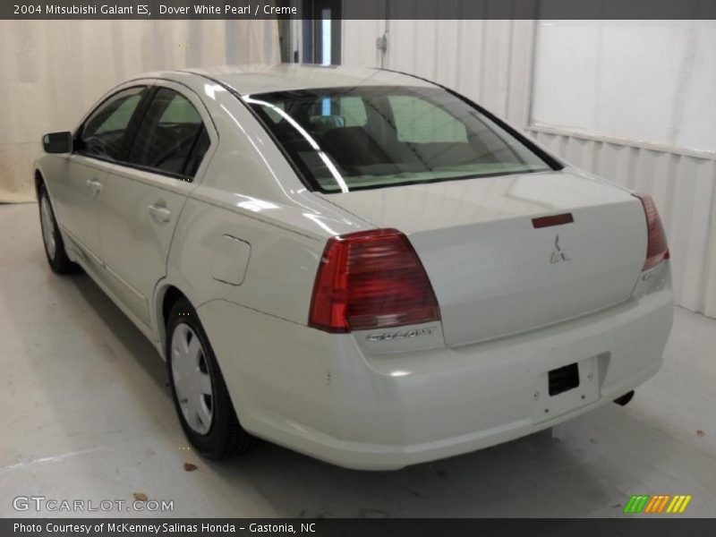 Dover White Pearl / Creme 2004 Mitsubishi Galant ES