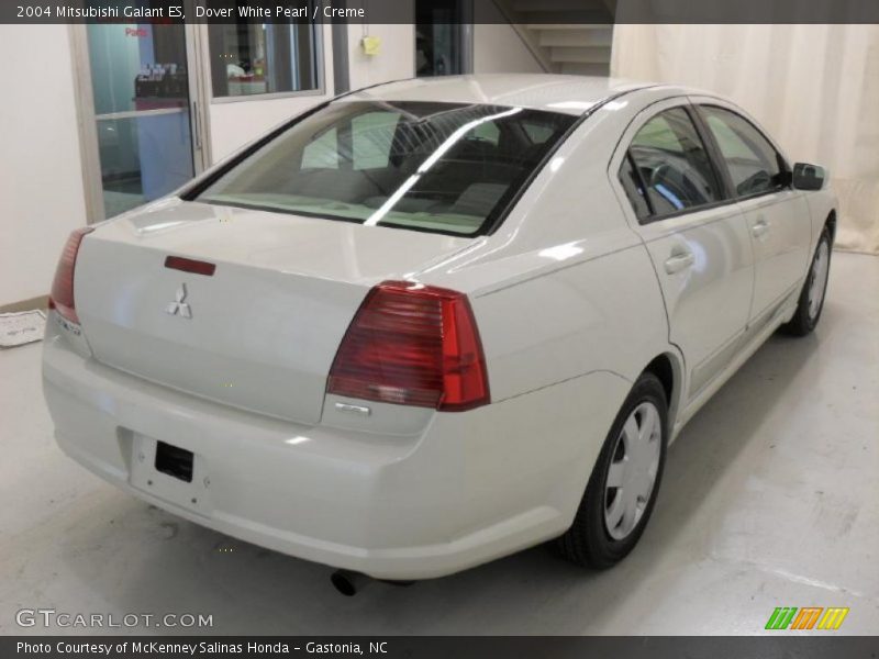 Dover White Pearl / Creme 2004 Mitsubishi Galant ES