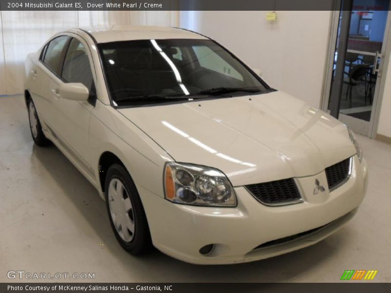 Dover White Pearl / Creme 2004 Mitsubishi Galant ES