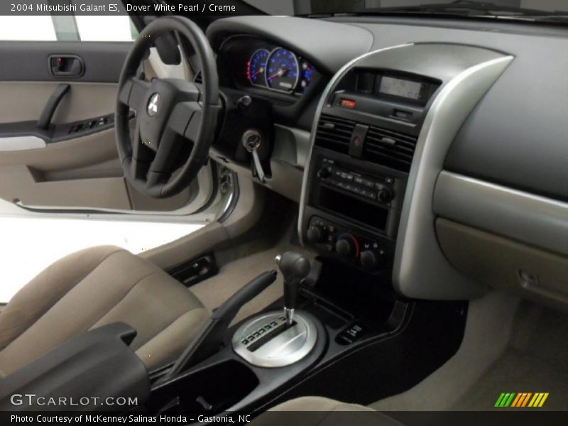 Dover White Pearl / Creme 2004 Mitsubishi Galant ES
