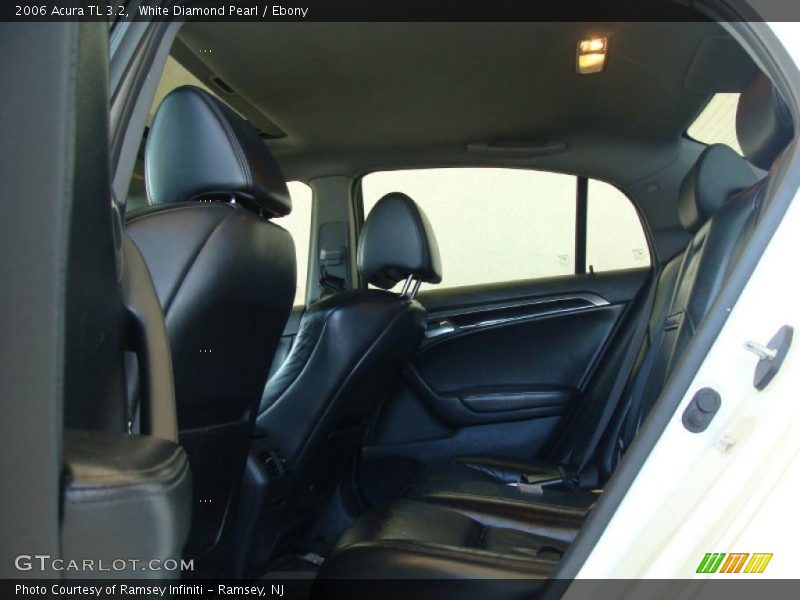 White Diamond Pearl / Ebony 2006 Acura TL 3.2