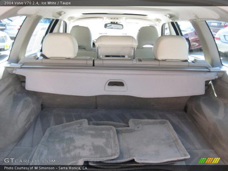  2004 V70 2.4 Trunk
