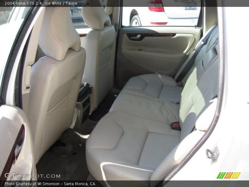  2004 V70 2.4 Taupe Interior