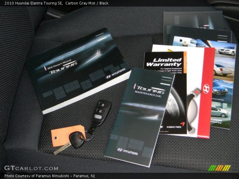 Carbon Gray Mist / Black 2010 Hyundai Elantra Touring SE