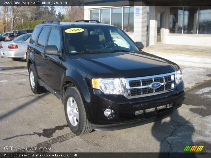 Black / Charcoal 2009 Ford Escape XLT