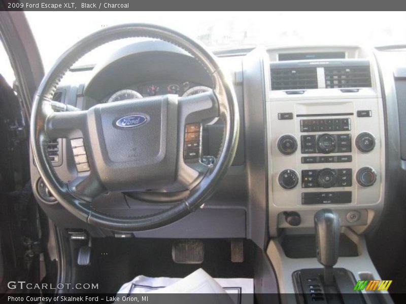 Black / Charcoal 2009 Ford Escape XLT