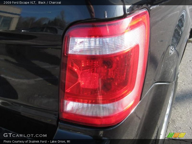 Black / Charcoal 2009 Ford Escape XLT