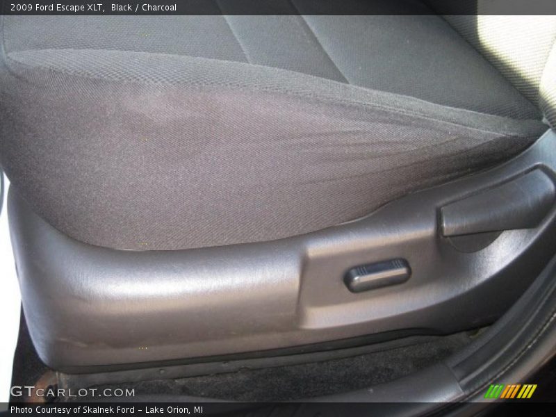 Black / Charcoal 2009 Ford Escape XLT