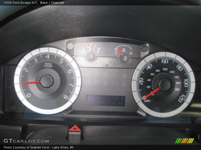 Black / Charcoal 2009 Ford Escape XLT