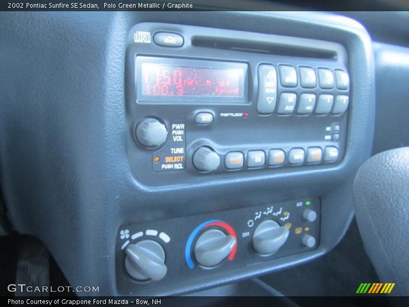 Controls of 2002 Sunfire SE Sedan