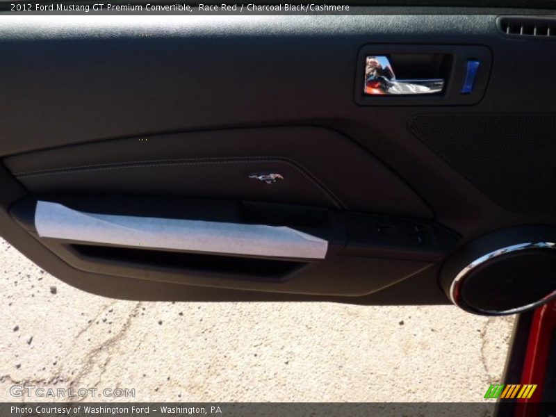 Door Panel of 2012 Mustang GT Premium Convertible