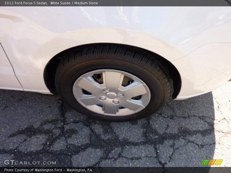 White Suede / Medium Stone 2011 Ford Focus S Sedan