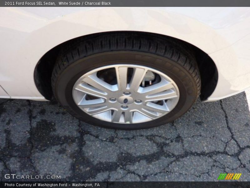 White Suede / Charcoal Black 2011 Ford Focus SEL Sedan