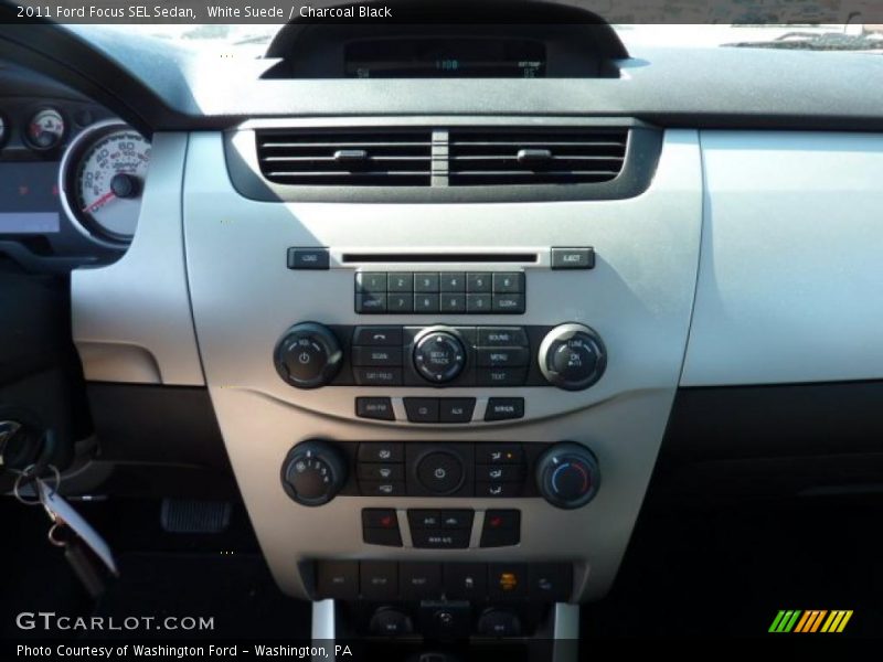 White Suede / Charcoal Black 2011 Ford Focus SEL Sedan