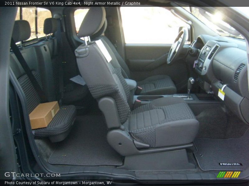  2011 Frontier SV V6 King Cab 4x4 Graphite Interior