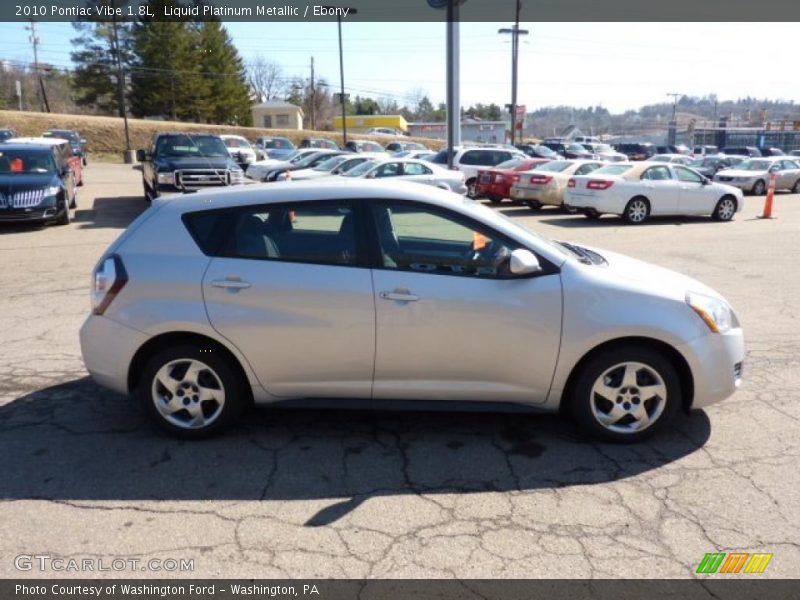 Liquid Platinum Metallic / Ebony 2010 Pontiac Vibe 1.8L