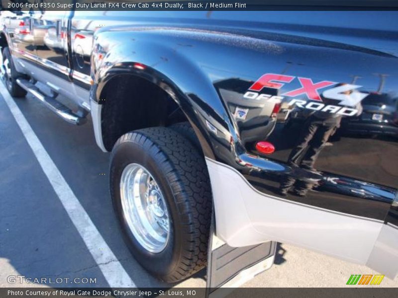 Black / Medium Flint 2006 Ford F350 Super Duty Lariat FX4 Crew Cab 4x4 Dually