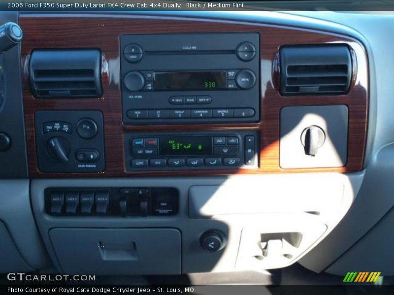 Black / Medium Flint 2006 Ford F350 Super Duty Lariat FX4 Crew Cab 4x4 Dually