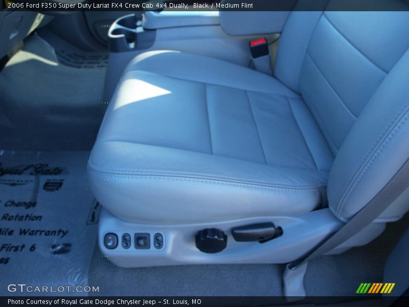Black / Medium Flint 2006 Ford F350 Super Duty Lariat FX4 Crew Cab 4x4 Dually